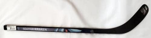 Morgan Geekie Dedikált Kék Inglasco 24 Mini Jégkorong Stick Seattle Kraken Fanatikusok Holo Raktáron 197086 - Dedikált NHL Botok